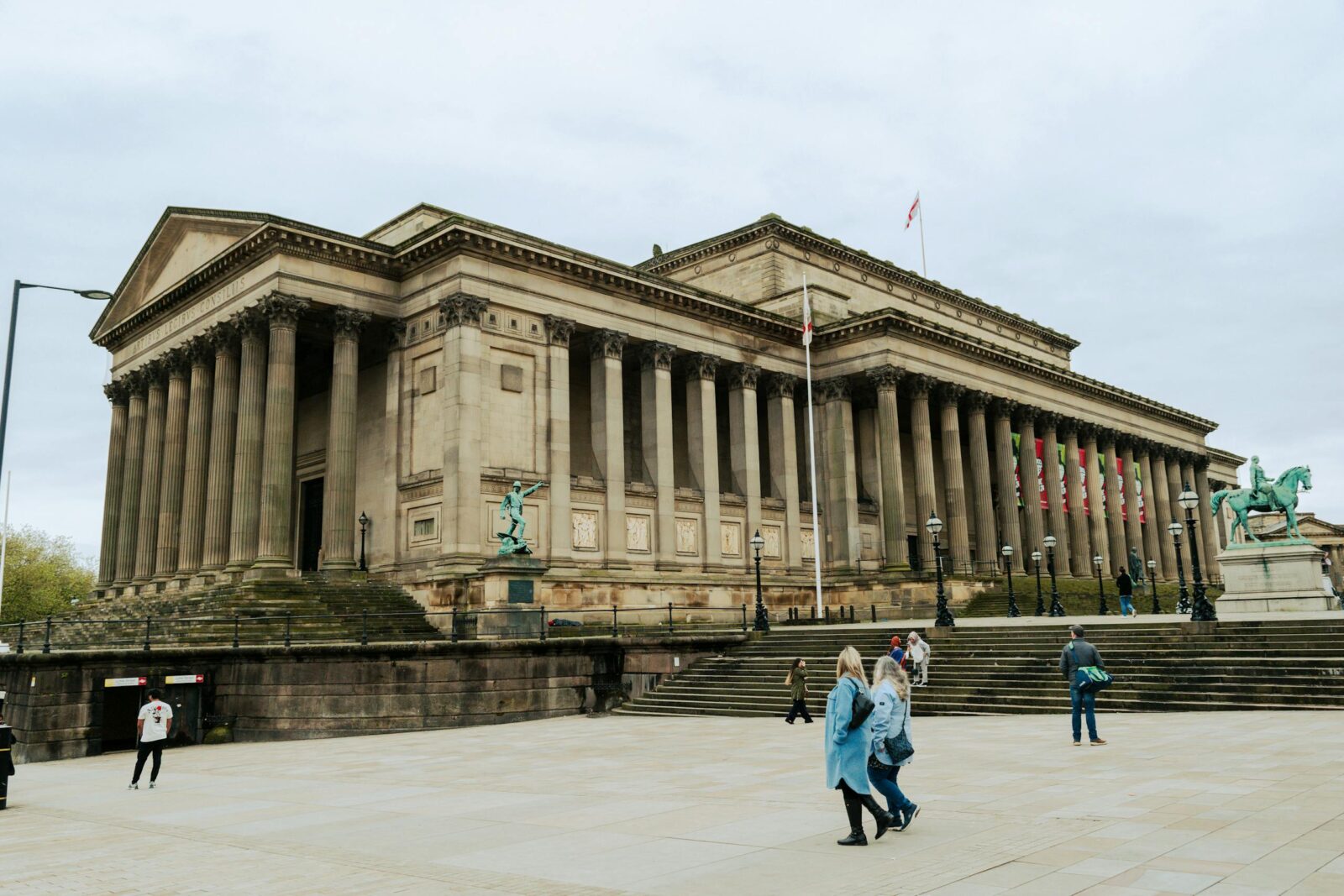 View of the iconic neoclassical St George's Hall in Liverpool, showcasing its grand columns and classic architecture.